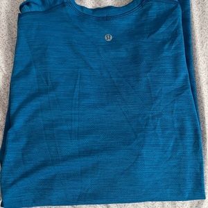 Mens lululemon shirt